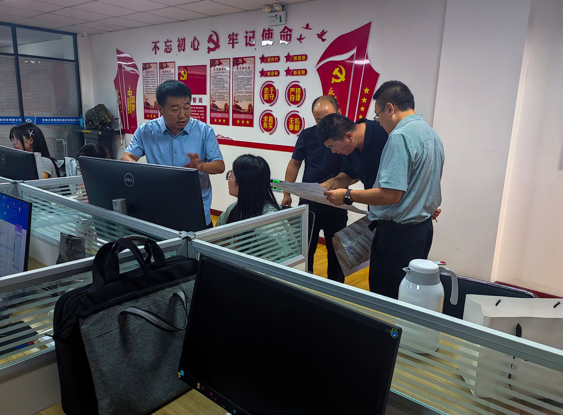 天水市秦州区住房和城乡建设局领导莅临我单位指导秦州区城市地下市政基础设施及病害体普查项目工作
